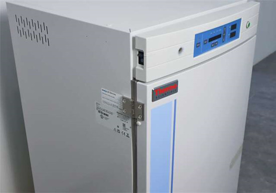 二氧化碳培養(yǎng)箱的加熱方式探析 二氧化碳培養(yǎng)箱的加熱方式探析
